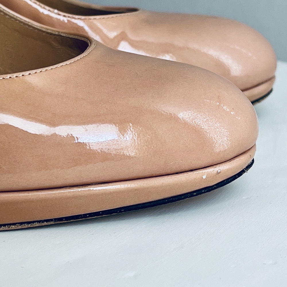 Stuart Weitzman Nude Patent Pumps - Picture 11 of 12